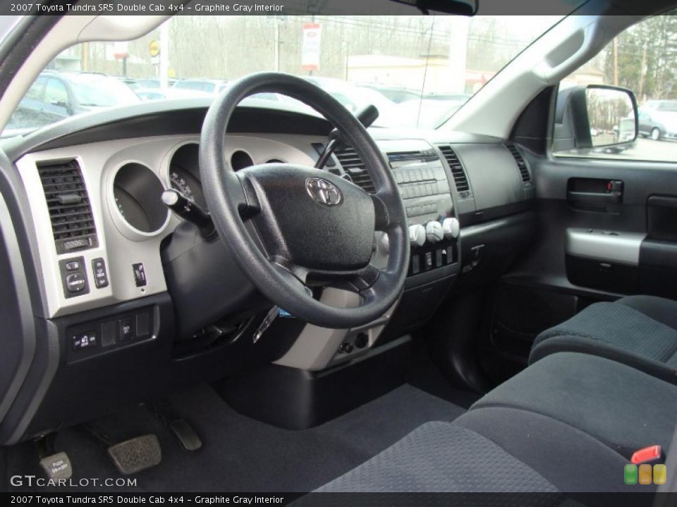 Graphite Gray Interior Photo for the 2007 Toyota Tundra SR5 Double Cab 4x4 #46722939