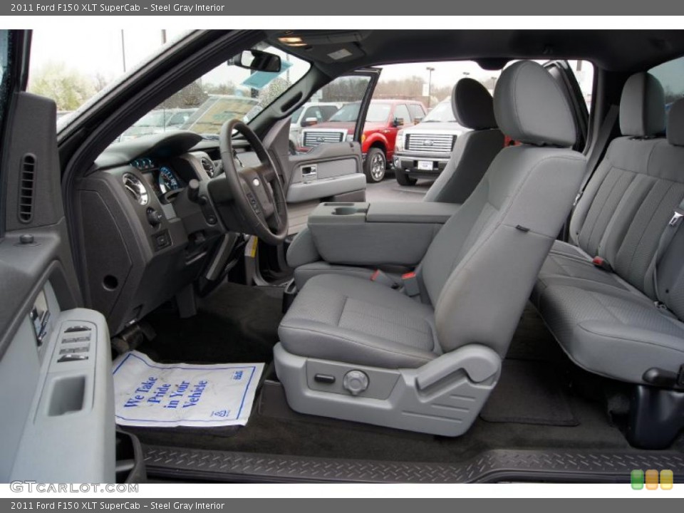 Steel Gray Interior Photo for the 2011 Ford F150 XLT SuperCab #46723656
