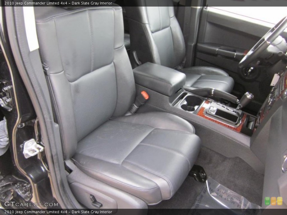 Dark Slate Gray Interior Photo for the 2010 Jeep Commander Limited 4x4 #46729881