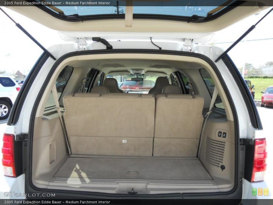 Medium Parchment Interior Trunk for the 2005 Ford Expedition Eddie Bauer #46731849