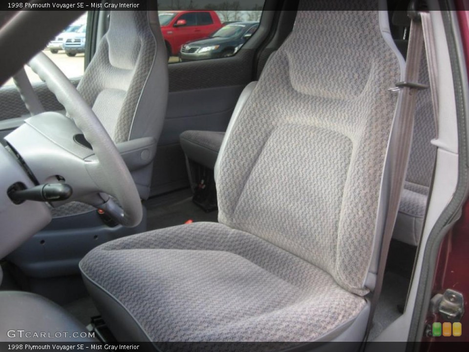 Mist Gray Interior Photo for the 1998 Plymouth Voyager SE #46732287