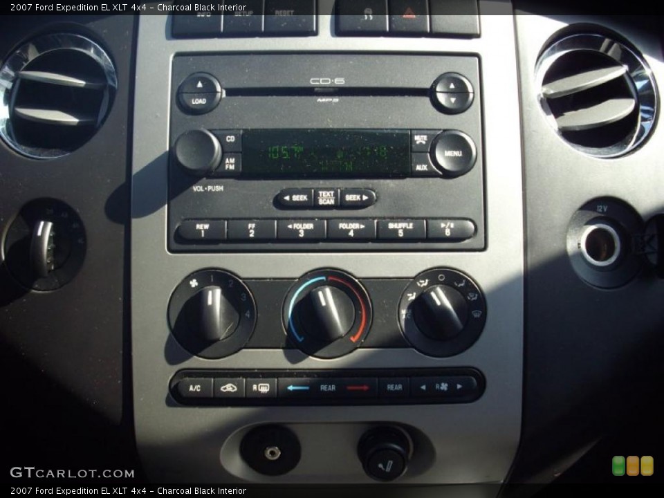 Charcoal Black Interior Controls for the 2007 Ford Expedition EL XLT 4x4 #46733517