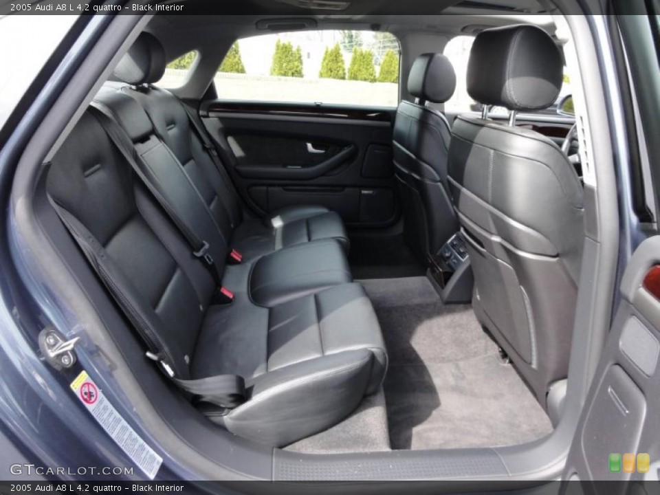 Black Interior Photo for the 2005 Audi A8 L 4.2 quattro #46739788