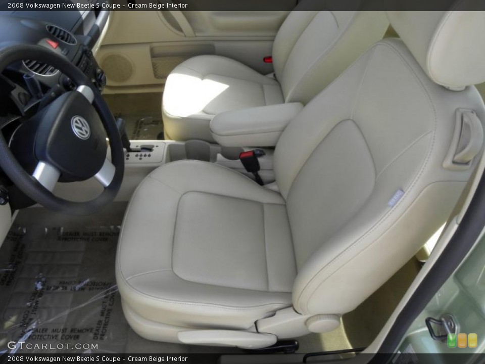 Cream Beige Interior Photo for the 2008 Volkswagen New Beetle S Coupe #46740436