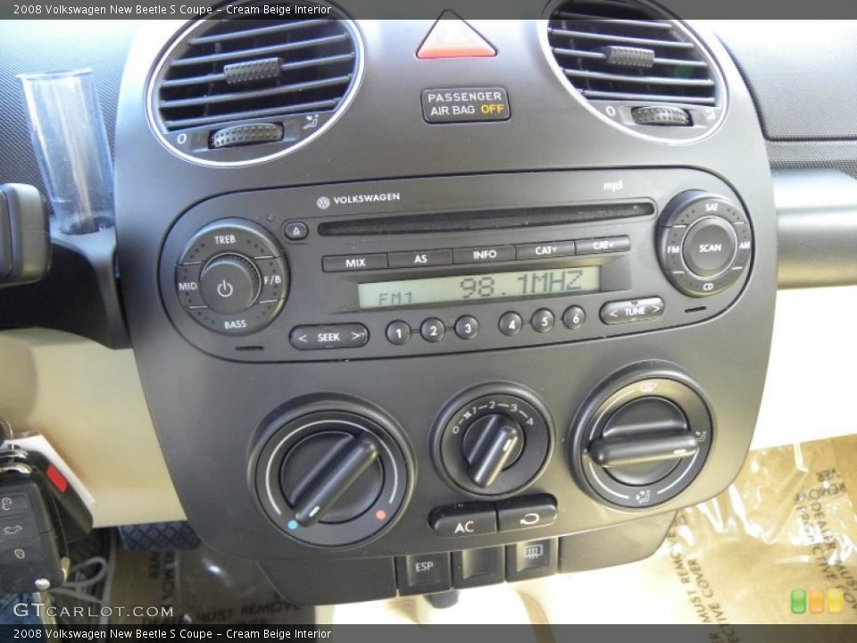 Cream Beige Interior Controls for the 2008 Volkswagen New Beetle S Coupe #46740661