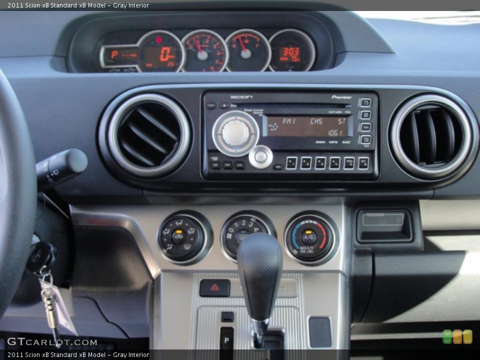 Gray Interior Controls for the 2011 Scion xB  #46742302