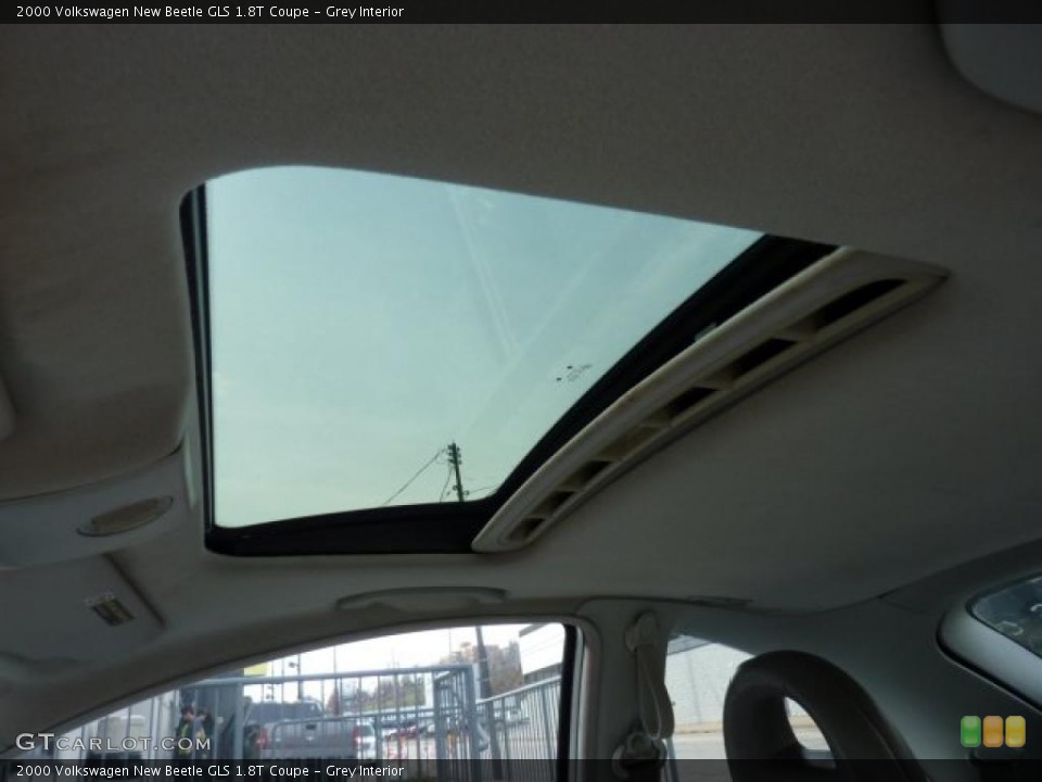 Grey Interior Sunroof for the 2000 Volkswagen New Beetle GLS 1.8T Coupe #46743568
