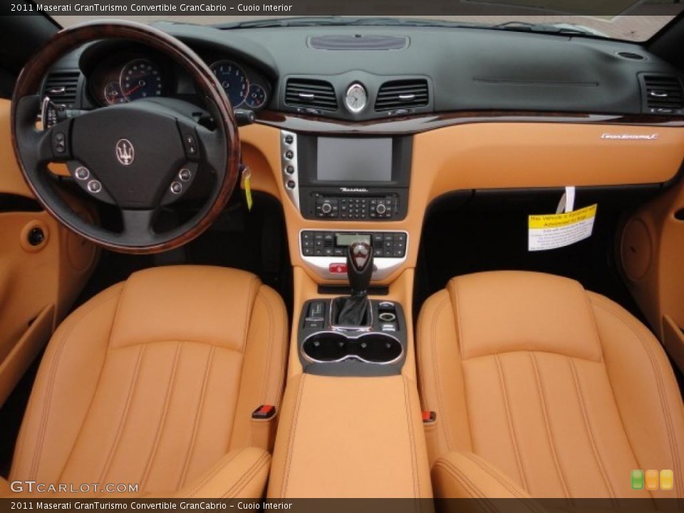 Cuoio Interior Dashboard for the 2011 Maserati GranTurismo Convertible GranCabrio #46751205