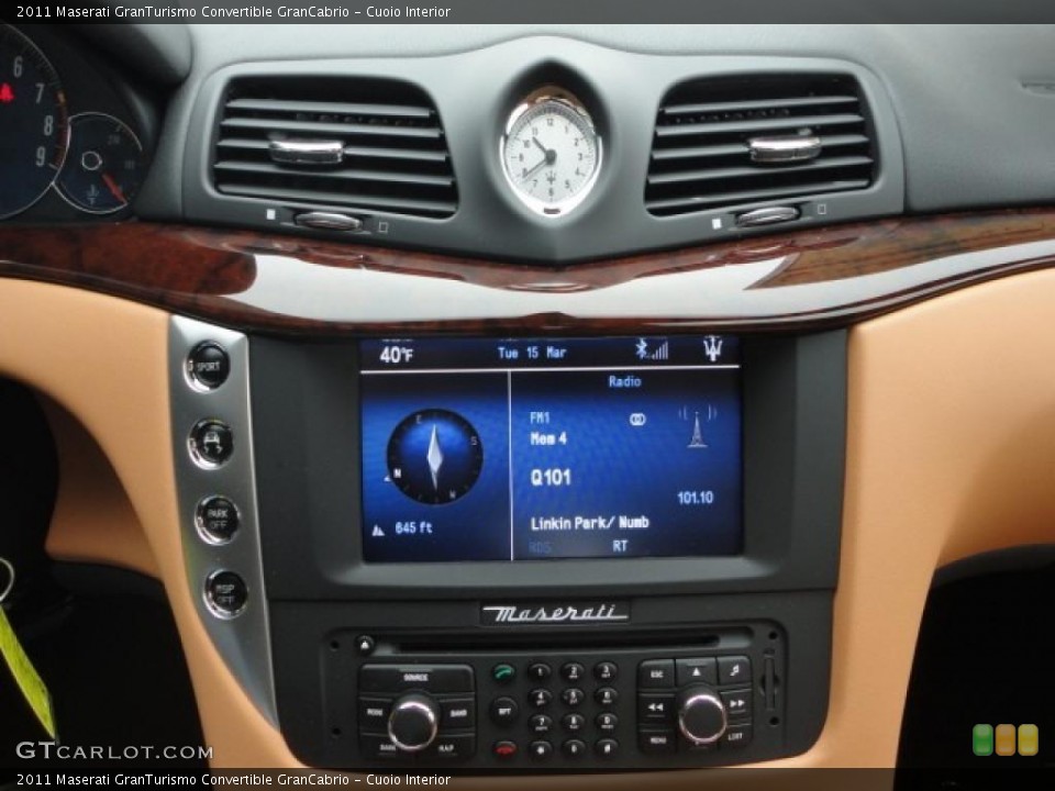 Cuoio Interior Controls for the 2011 Maserati GranTurismo Convertible GranCabrio #46751307