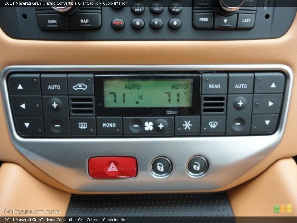 Cuoio Interior Controls for the 2011 Maserati GranTurismo Convertible GranCabrio #46751358