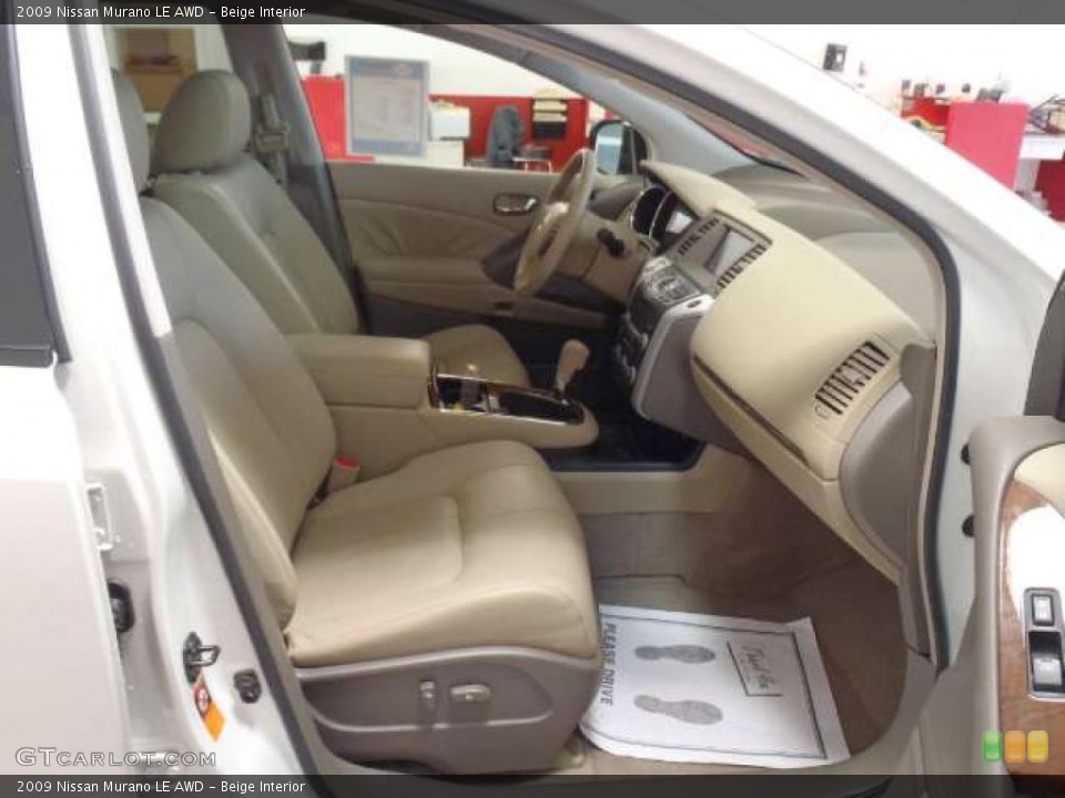 Beige Interior Photo for the 2009 Nissan Murano LE AWD #46754676