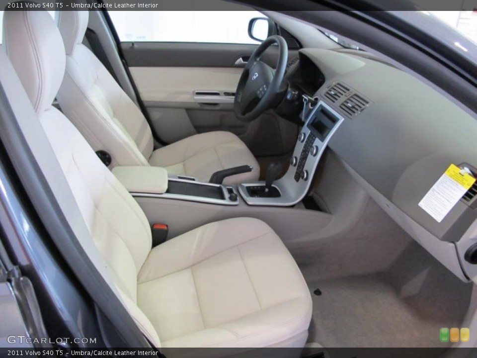 Umbra/Calcite Leather Interior Photo for the 2011 Volvo S40 T5 #46758660