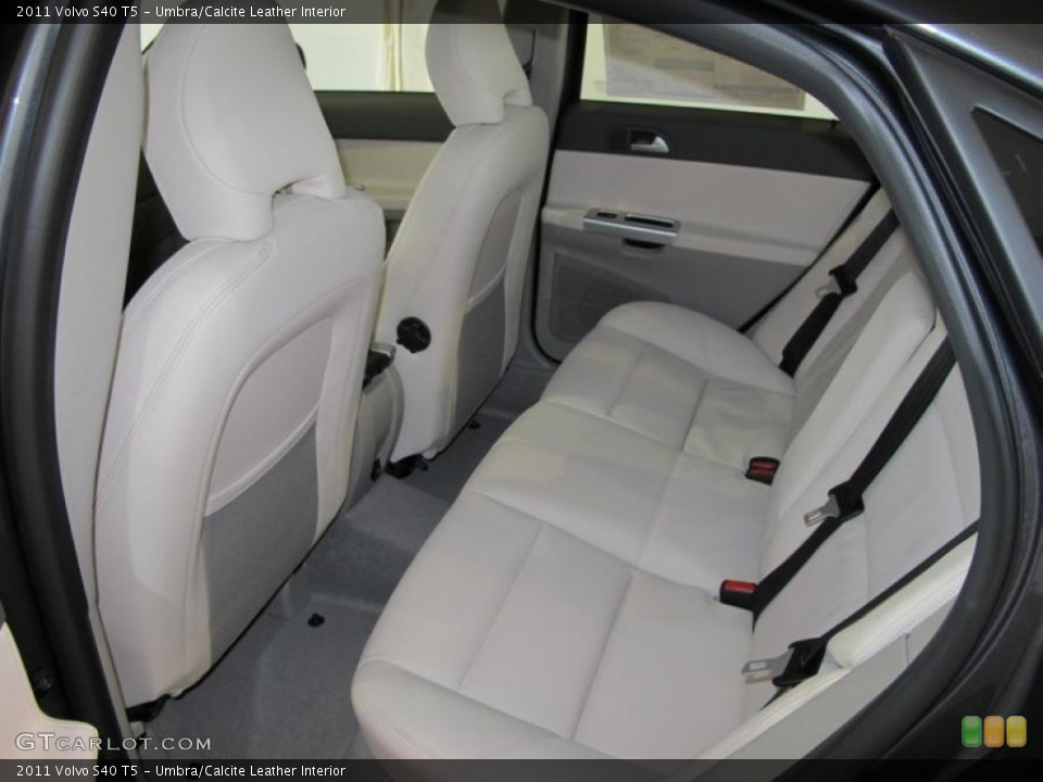 Umbra/Calcite Leather Interior Photo for the 2011 Volvo S40 T5 #46758675