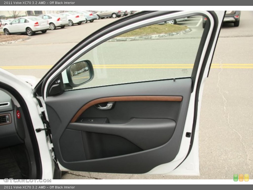 Off Black Interior Door Panel for the 2011 Volvo XC70 3.2 AWD #46759209