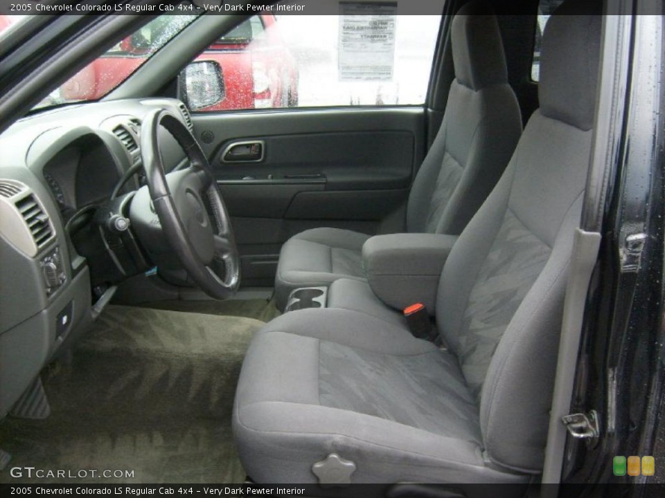 Very Dark Pewter Interior Photo for the 2005 Chevrolet Colorado LS Regular Cab 4x4 #46759884