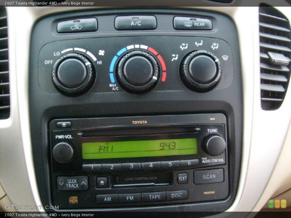 Ivory Beige Interior Controls for the 2007 Toyota Highlander 4WD #46760181