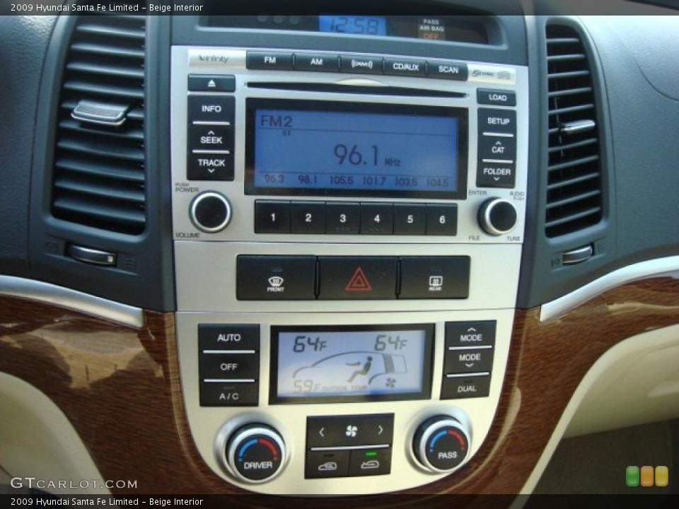Beige Interior Controls for the 2009 Hyundai Santa Fe Limited #46761786