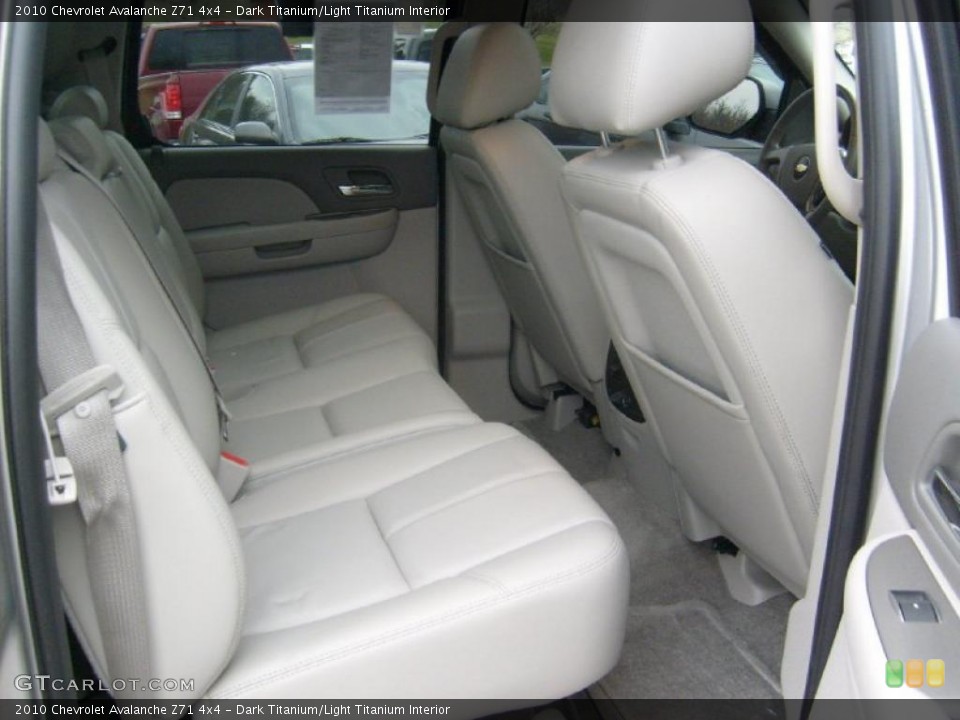 Dark Titanium/Light Titanium Interior Photo for the 2010 Chevrolet Avalanche Z71 4x4 #46762467