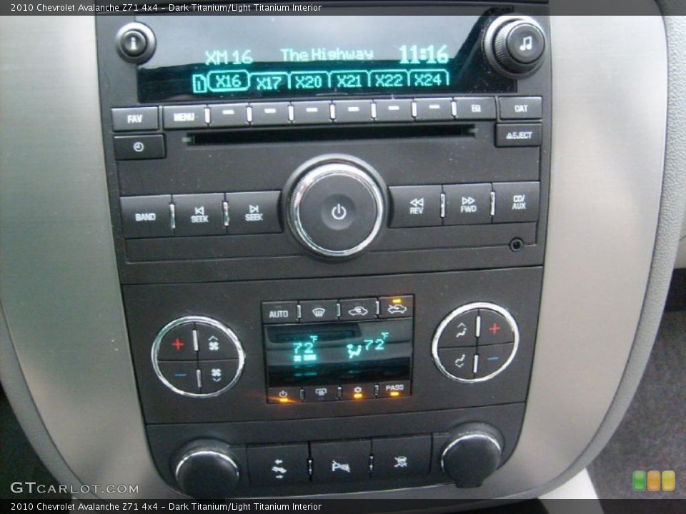 Dark Titanium/Light Titanium Interior Controls for the 2010 Chevrolet Avalanche Z71 4x4 #46762560