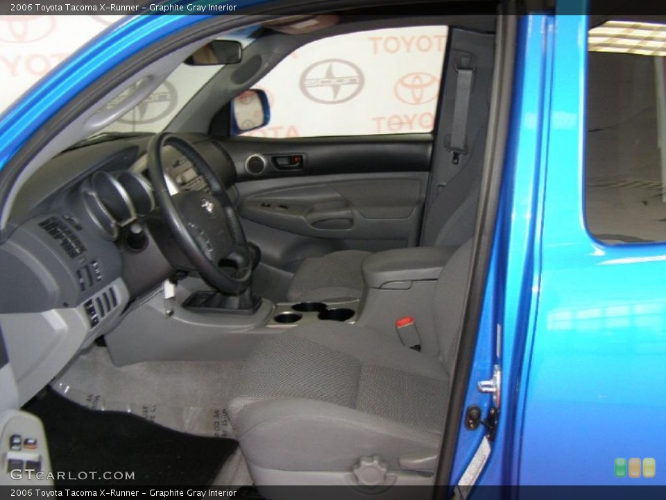 Graphite Gray Interior Photo for the 2006 Toyota Tacoma X-Runner #46762749