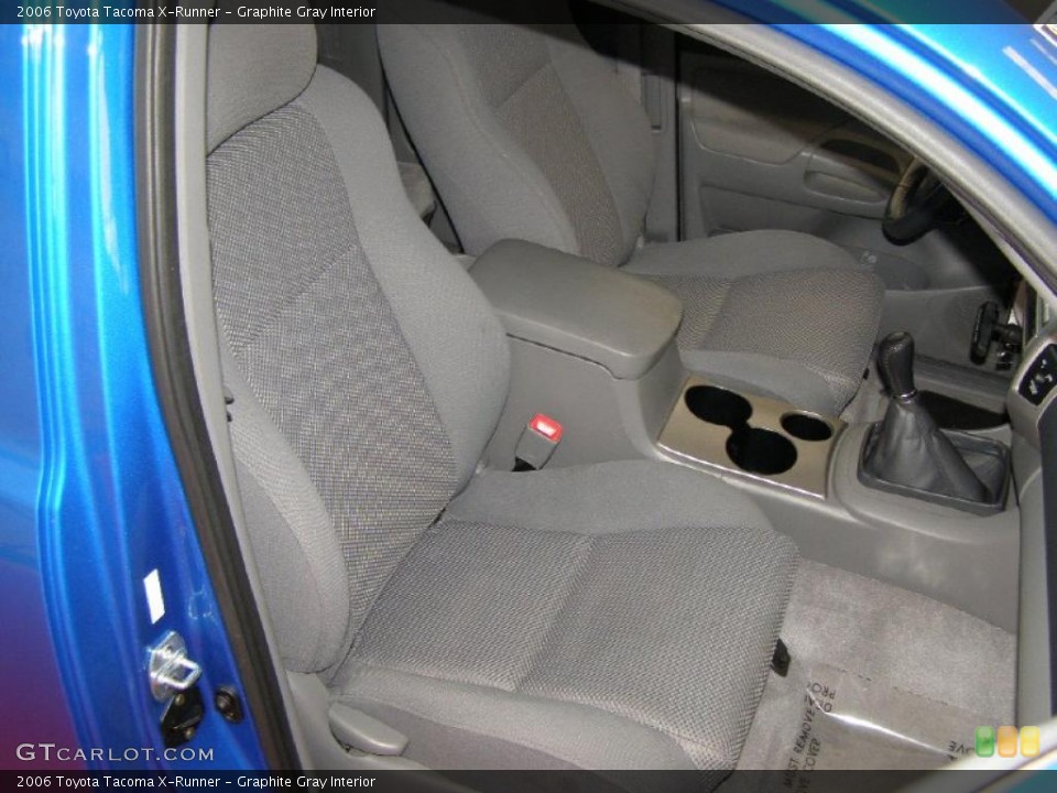 Graphite Gray Interior Photo for the 2006 Toyota Tacoma X-Runner #46762923