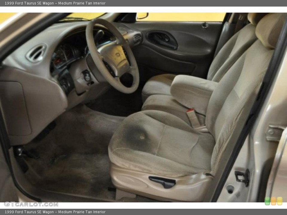 Medium Prairie Tan Interior Photo for the 1999 Ford Taurus SE Wagon #46763364