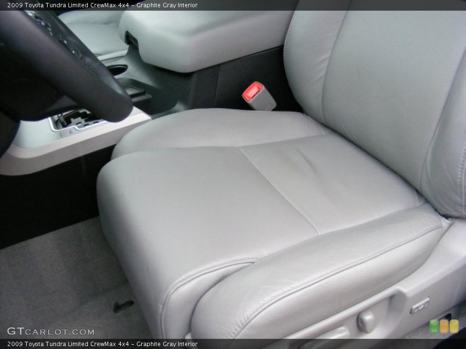 Graphite Gray Interior Photo for the 2009 Toyota Tundra Limited CrewMax 4x4 #46763775
