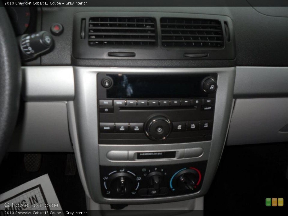 Gray Interior Controls for the 2010 Chevrolet Cobalt LS Coupe #46767954