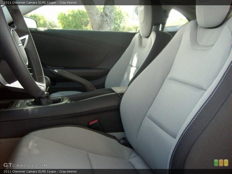 Gray Interior Photo for the 2011 Chevrolet Camaro SS/RS Coupe #46768383