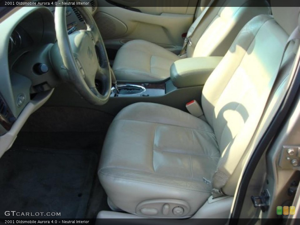 Neutral Interior Photo for the 2001 Oldsmobile Aurora 4.0 #46768421