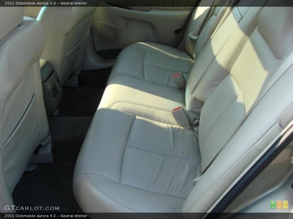 Neutral Interior Photo for the 2001 Oldsmobile Aurora 4.0 #46768434