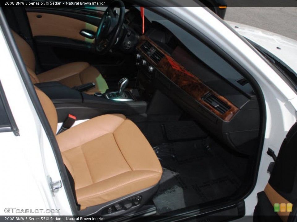 Natural Brown Interior Photo for the 2008 BMW 5 Series 550i Sedan #46769304