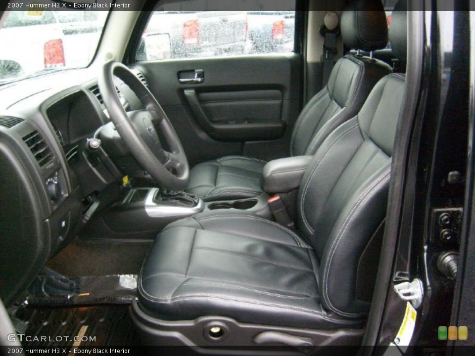 Ebony Black Interior Photo for the 2007 Hummer H3 X #46769529