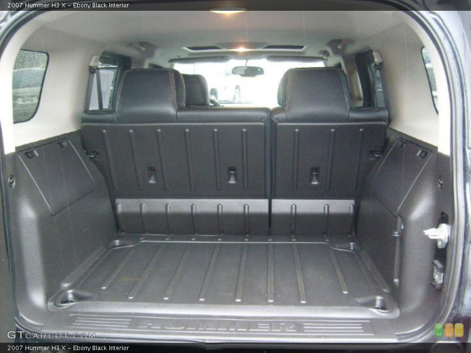 Ebony Black Interior Trunk for the 2007 Hummer H3 X #46769619