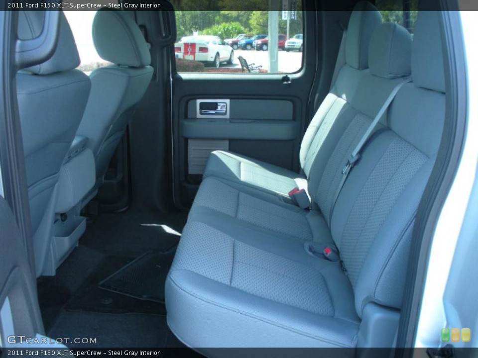 Steel Gray Interior Photo for the 2011 Ford F150 XLT SuperCrew #46770327