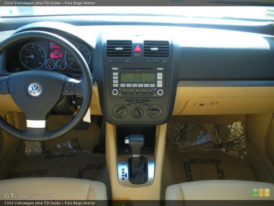 Pure Beige Interior Dashboard for the 2009 Volkswagen Jetta TDI Sedan #46773024