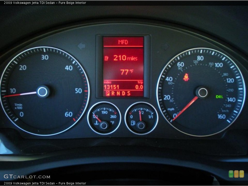 Pure Beige Interior Gauges for the 2009 Volkswagen Jetta TDI Sedan #46773033