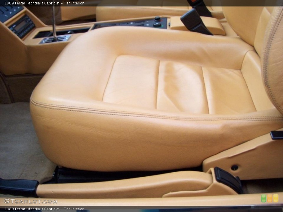 Tan Interior Photo for the 1989 Ferrari Mondial t Cabriolet #4677875