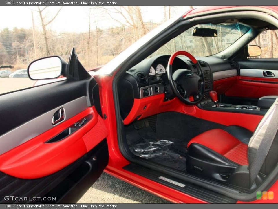 Black Ink/Red Interior Photo for the 2005 Ford Thunderbird Premium Roadster #46781439