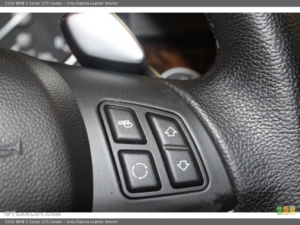 Grey Dakota Leather Interior Controls for the 2009 BMW 3 Series 335i Sedan #46785303