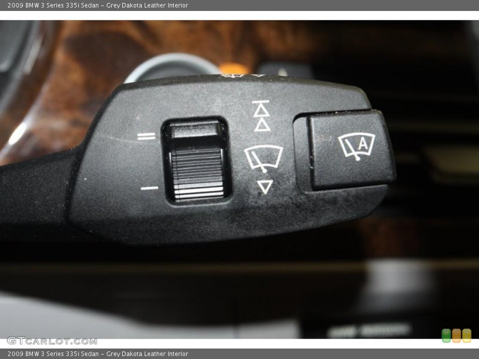 Grey Dakota Leather Interior Controls for the 2009 BMW 3 Series 335i Sedan #46785333
