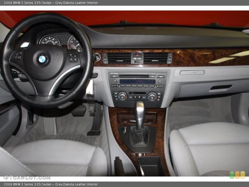 Grey Dakota Leather Interior Dashboard for the 2009 BMW 3 Series 335i Sedan #46785348