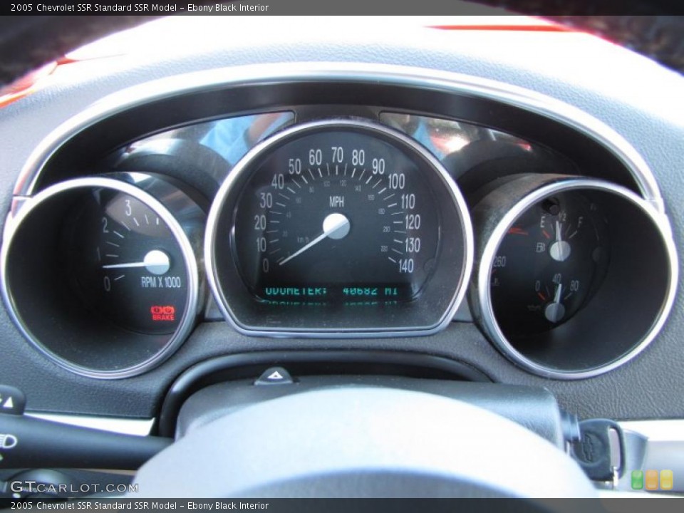 Ebony Black Interior Gauges for the 2005 Chevrolet SSR  #46790610