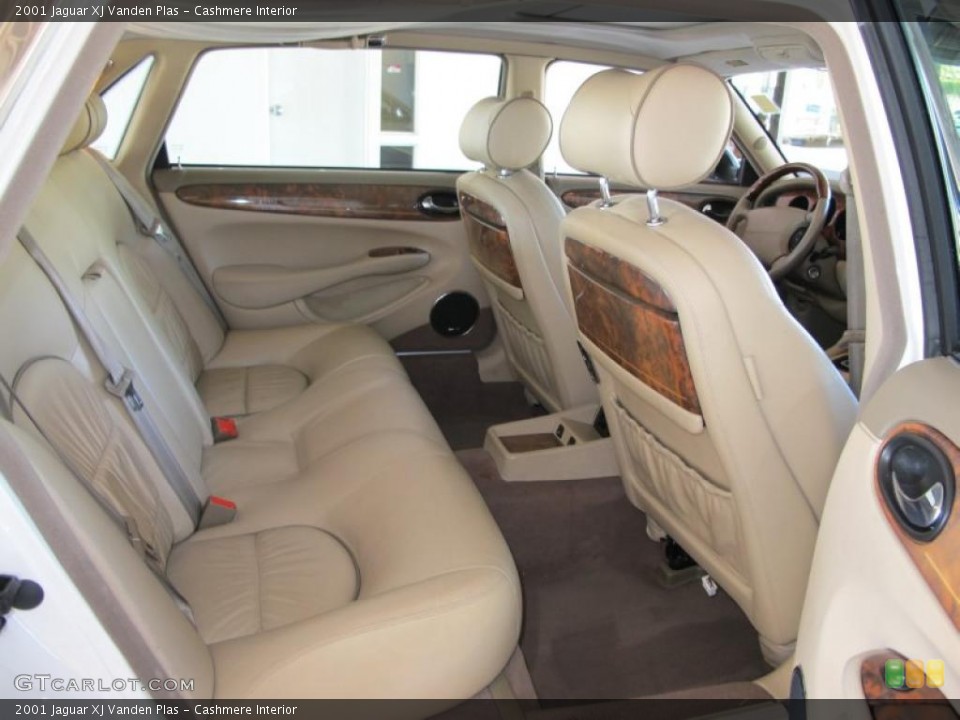Cashmere Interior Photo for the 2001 Jaguar XJ Vanden Plas #46790637