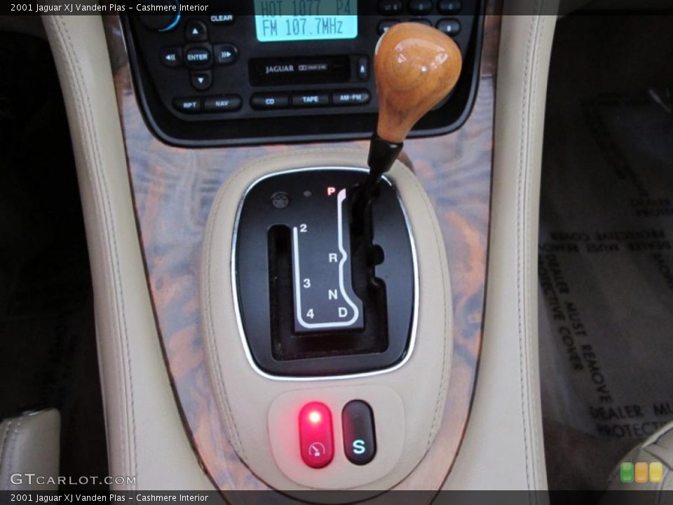 Cashmere Interior Transmission for the 2001 Jaguar XJ Vanden Plas #46790829