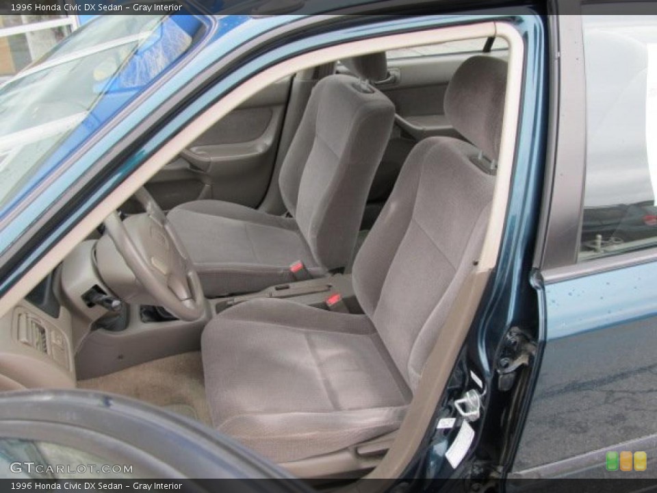 Gray Interior Photo for the 1996 Honda Civic DX Sedan #46791339