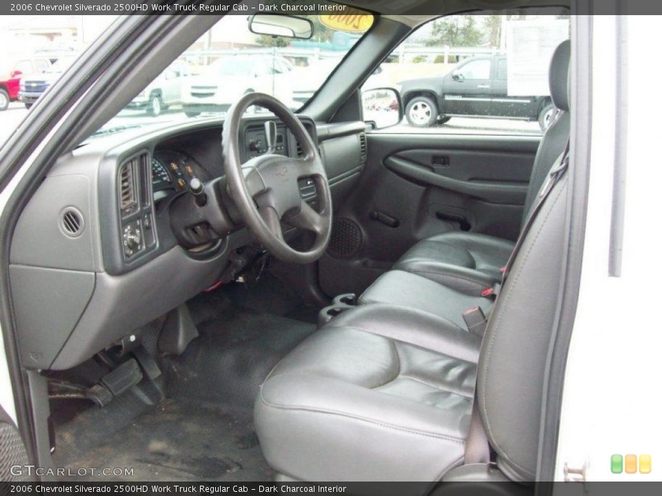 Dark Charcoal Interior Photo for the 2006 Chevrolet Silverado 2500HD Work Truck Regular Cab #46794831