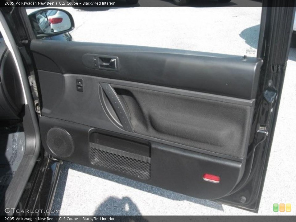Black/Red Interior Door Panel for the 2005 Volkswagen New Beetle GLS Coupe #46798359