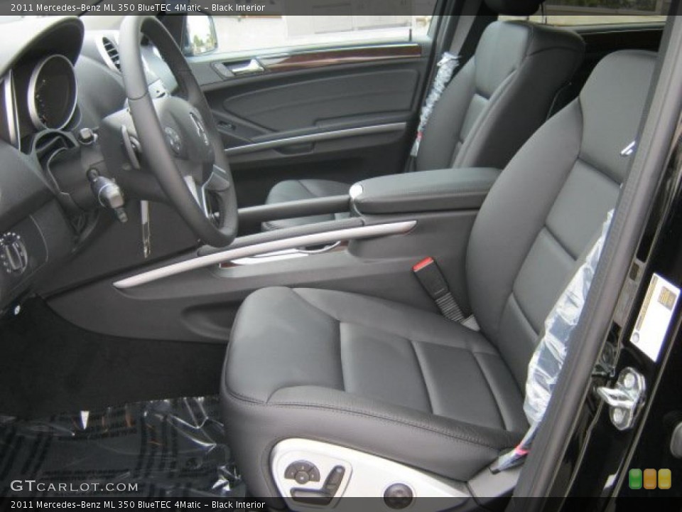 Black Interior Photo for the 2011 Mercedes-Benz ML 350 BlueTEC 4Matic #46798548