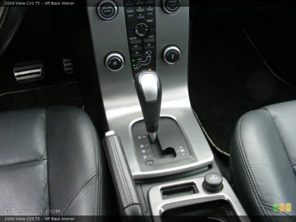 Off Black Interior Transmission for the 2009 Volvo C30 T5 #46813452
